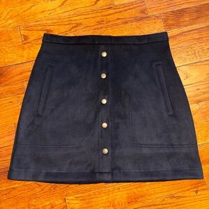 NWT Women’s black velour skirt
